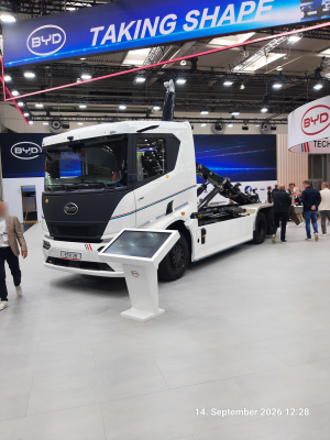 BYD ETH 28 als Multilifter